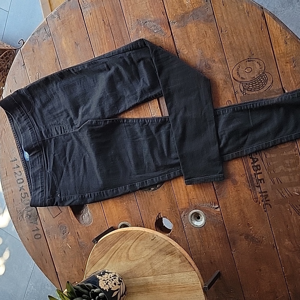 OLD NAVY Black Rock Star Jeggings 8